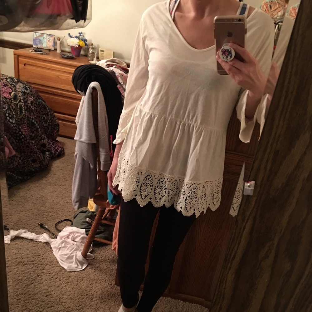 Sonoma- size L- light weight shirts